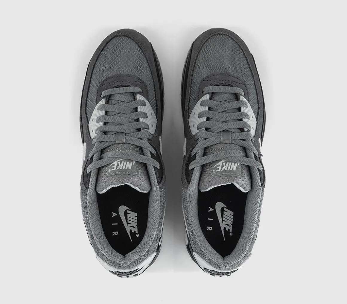 Air Max 90 Trainers