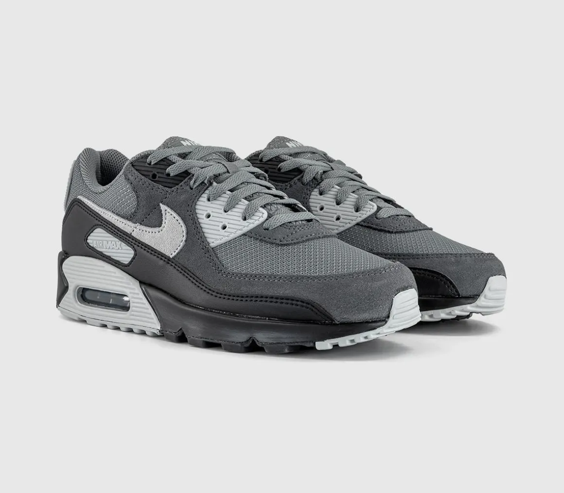 Air Max 90 Trainers