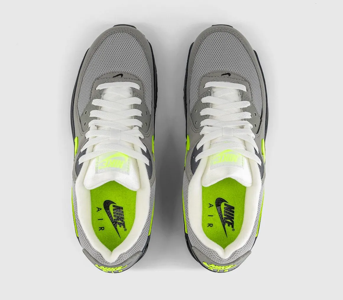 Air Max 90 Trainers
