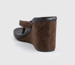 Avanti Toe Post Wedge Heels