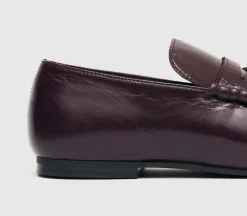 Aven Loafers