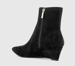 Azalea Pointed Wedge Boots