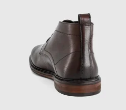 Barnaby Smart Chukka Boots