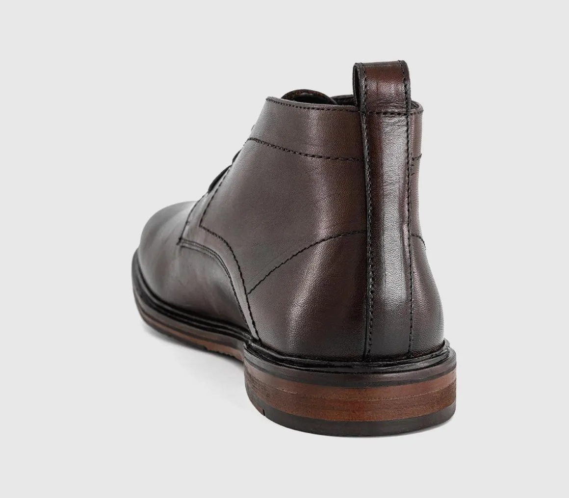 Barnaby Smart Chukka Boots