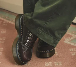 Buzz 5 Eye Shoes