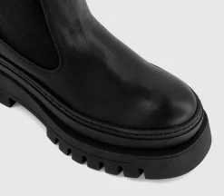 Cassandra Boots