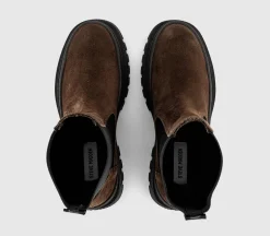 Cassandra Boots