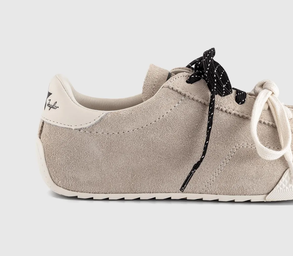 Chuck Lo Pro Trainers