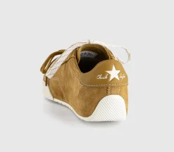 Chuck Lo Pro Trainers
