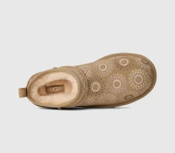 Classic Micro Sun Stitch Boots