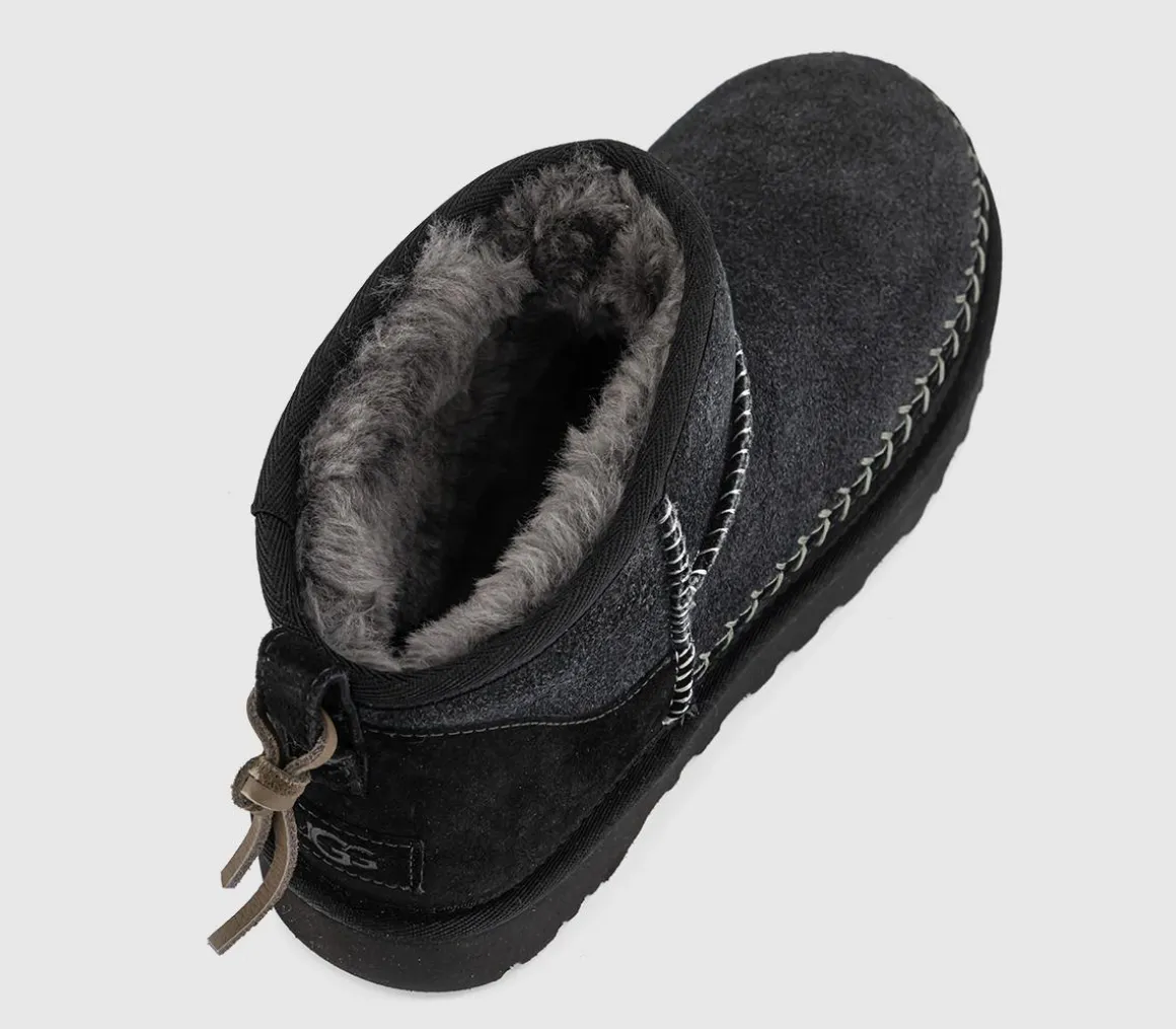 Classic Ultra Mini Biarritz Boots