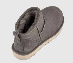 Classic Ultra Mini Boots