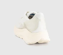 Clifton 11 Trainers