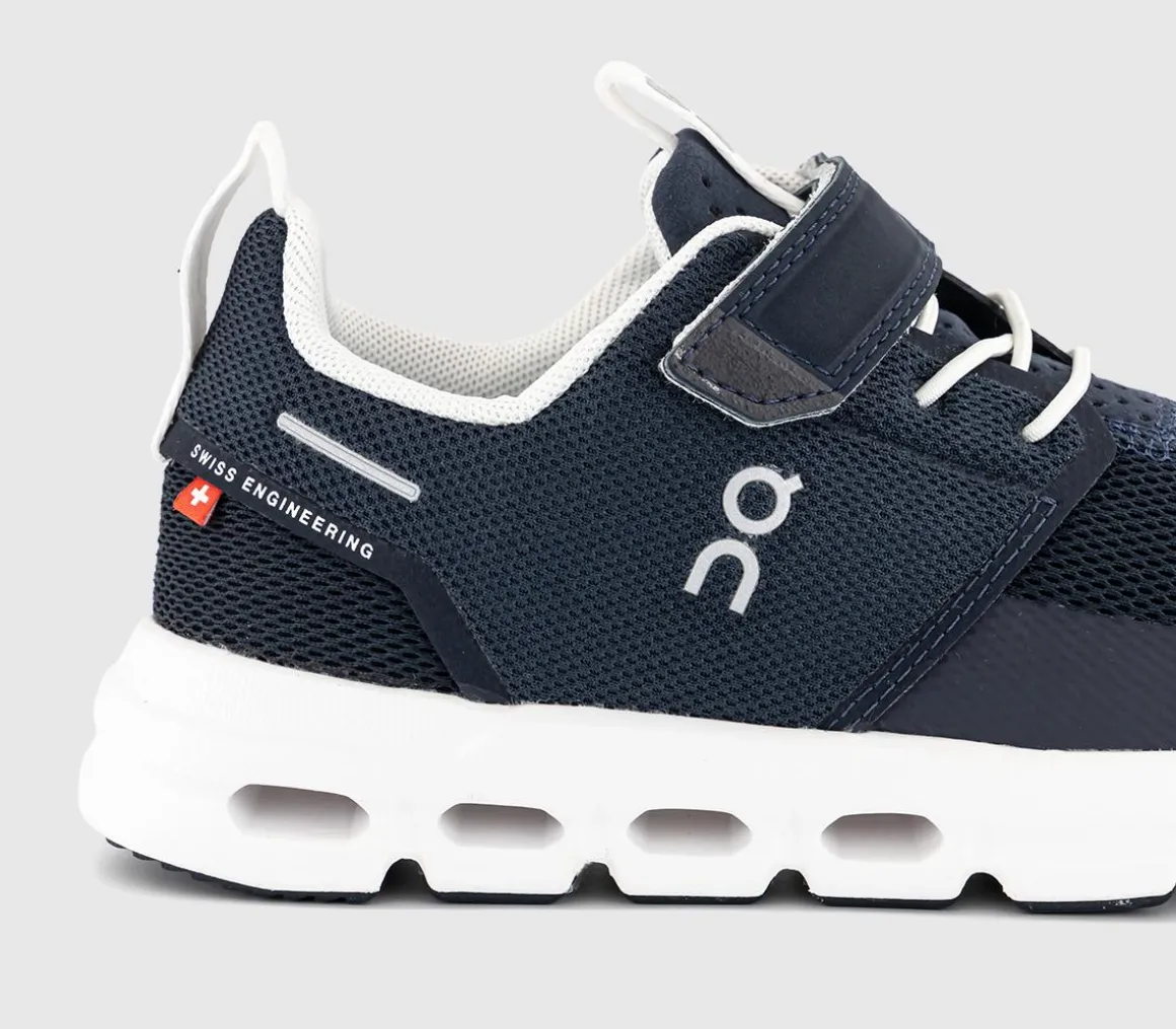 Cloudplay Youth Trainers