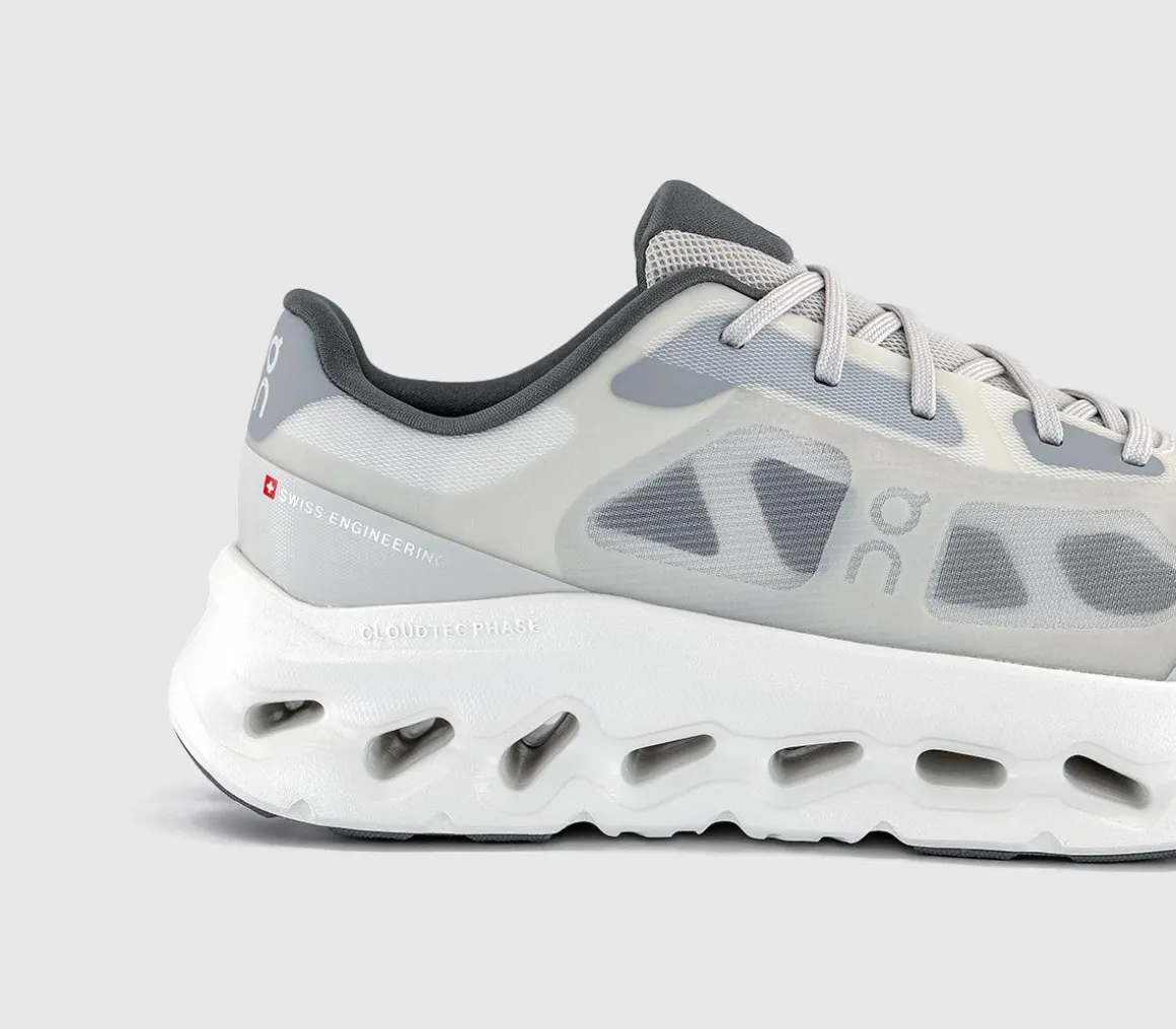 Cloudtilt Remix Trainers