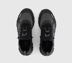 Cloud 6 Versa Trainers