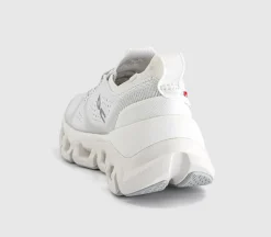 Cloud X Tempo Trainers
