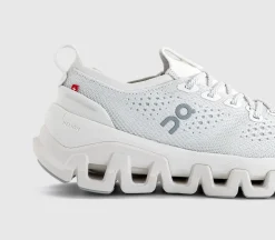 Cloud X Tempo Trainers