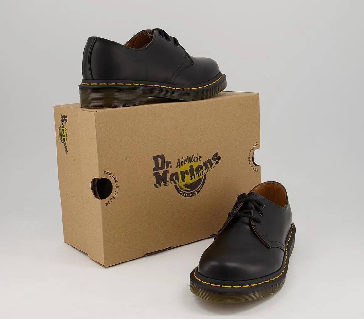 3 Eyelet Shoes F