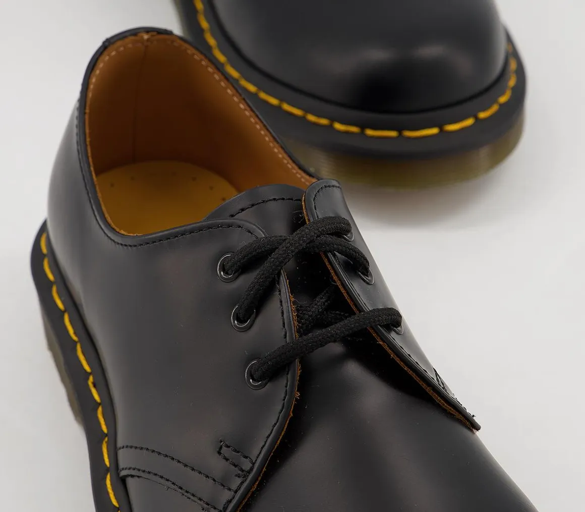 3 Eyelet Shoes F