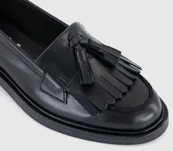 Fizzy Tassel Fringe Loafers