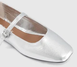 Flourish Square Toe Mary Jane Ballerina Flats