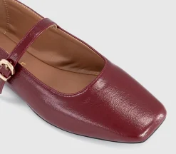 Flourish Square Toe Mary Jane Ballerina Pumps
