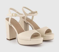 Havoc Round Toe Platform Sandals