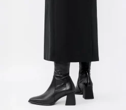 Hedda Ankle Stretch Boots