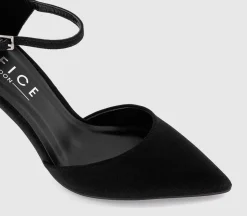 Hide Out Two Part Court Heels