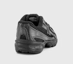 740 Infant Trainers