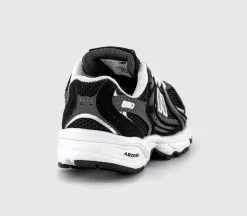 530 Infant Trainers