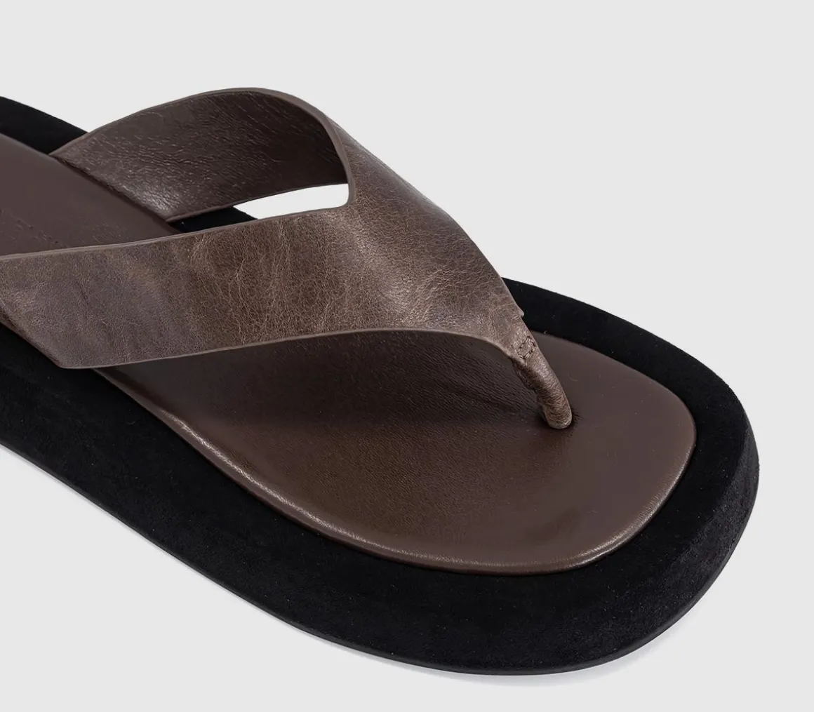 Ives Sandals