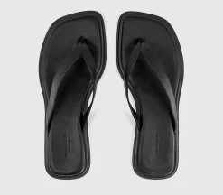 Izzy Toe Thong Sandals