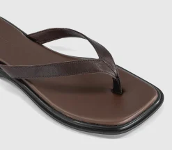 Izzy Toe Thong Sandals