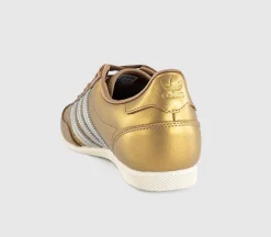 Japan Trainers