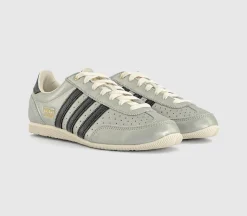 Japan Trainers