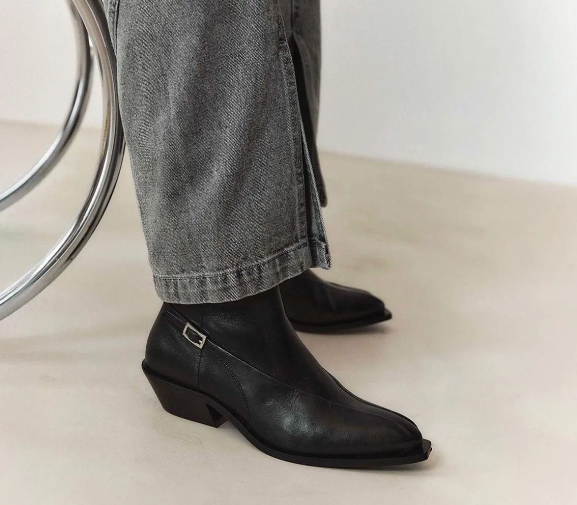 Lizzie Black Buckle Boots