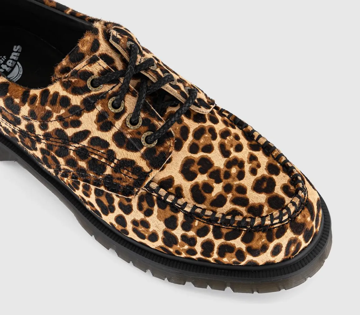 Lowell Men's Shoes