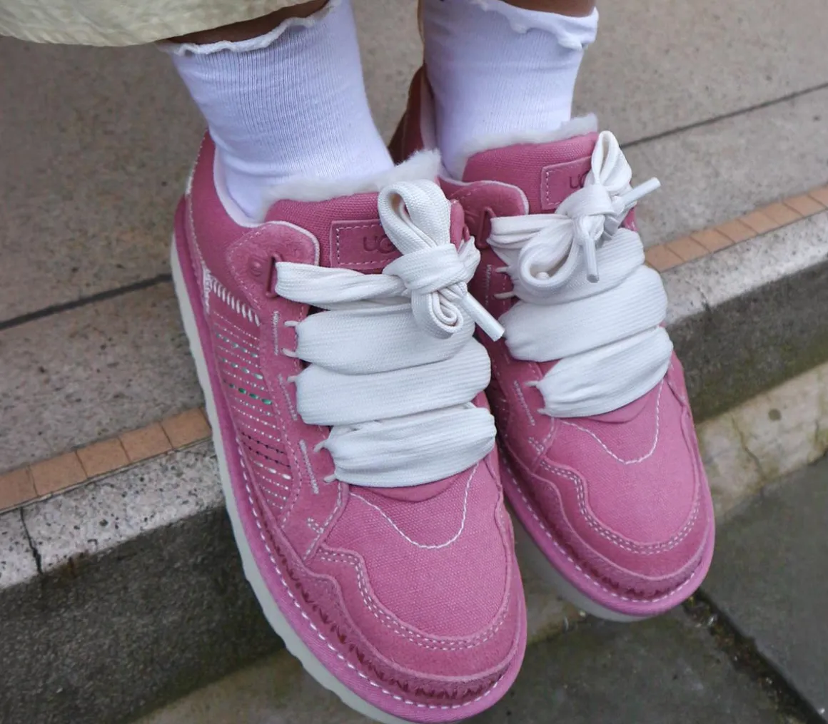 Lowmel Meadow Trainers