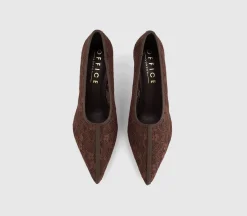 Master Lace High Vamp Court Heels