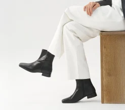Mona Ankle Boots