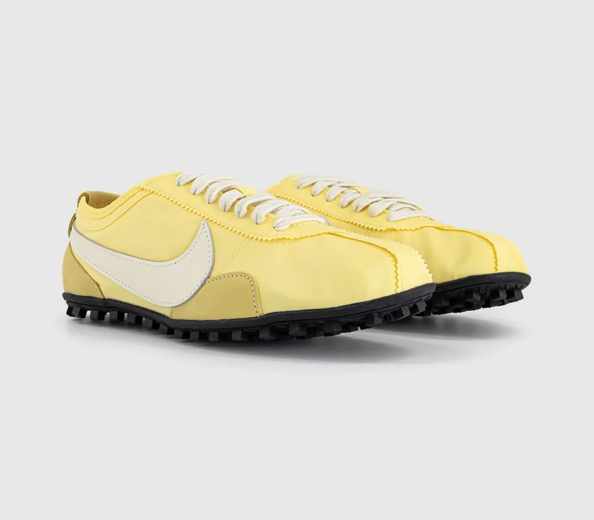 Moon Shoe