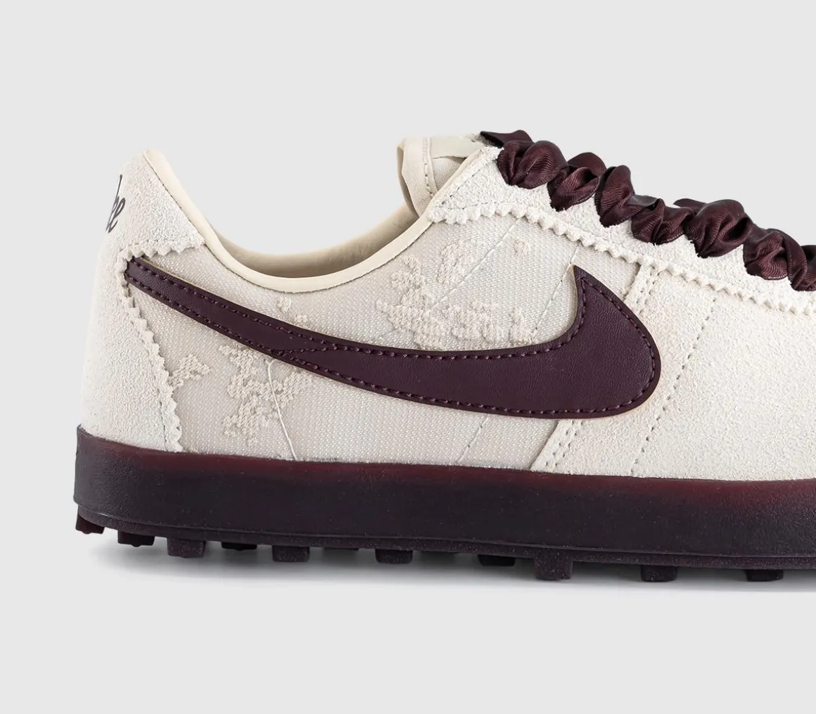 Nike Astrograbber Trainers