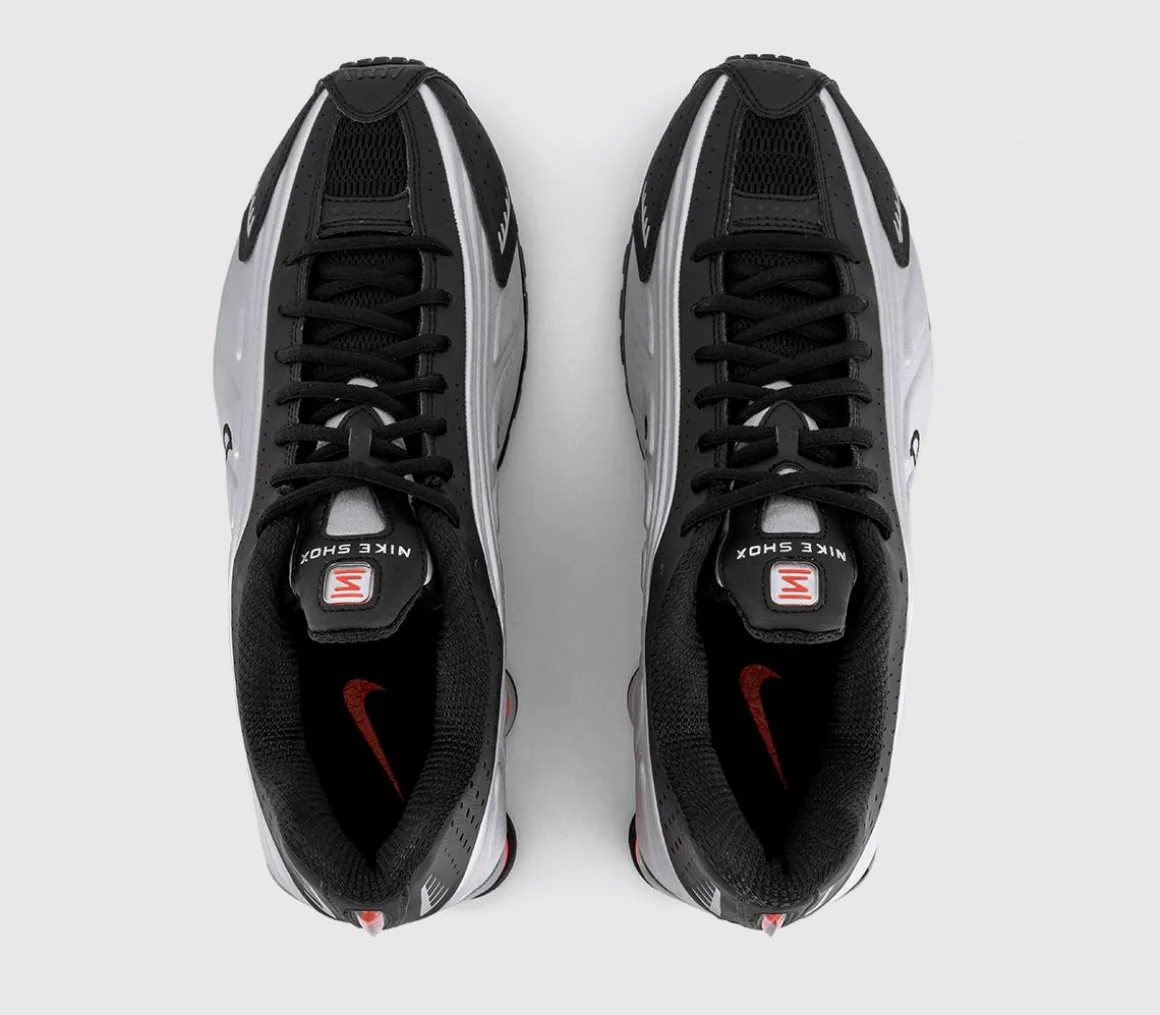Nike Shox R4 Trainers