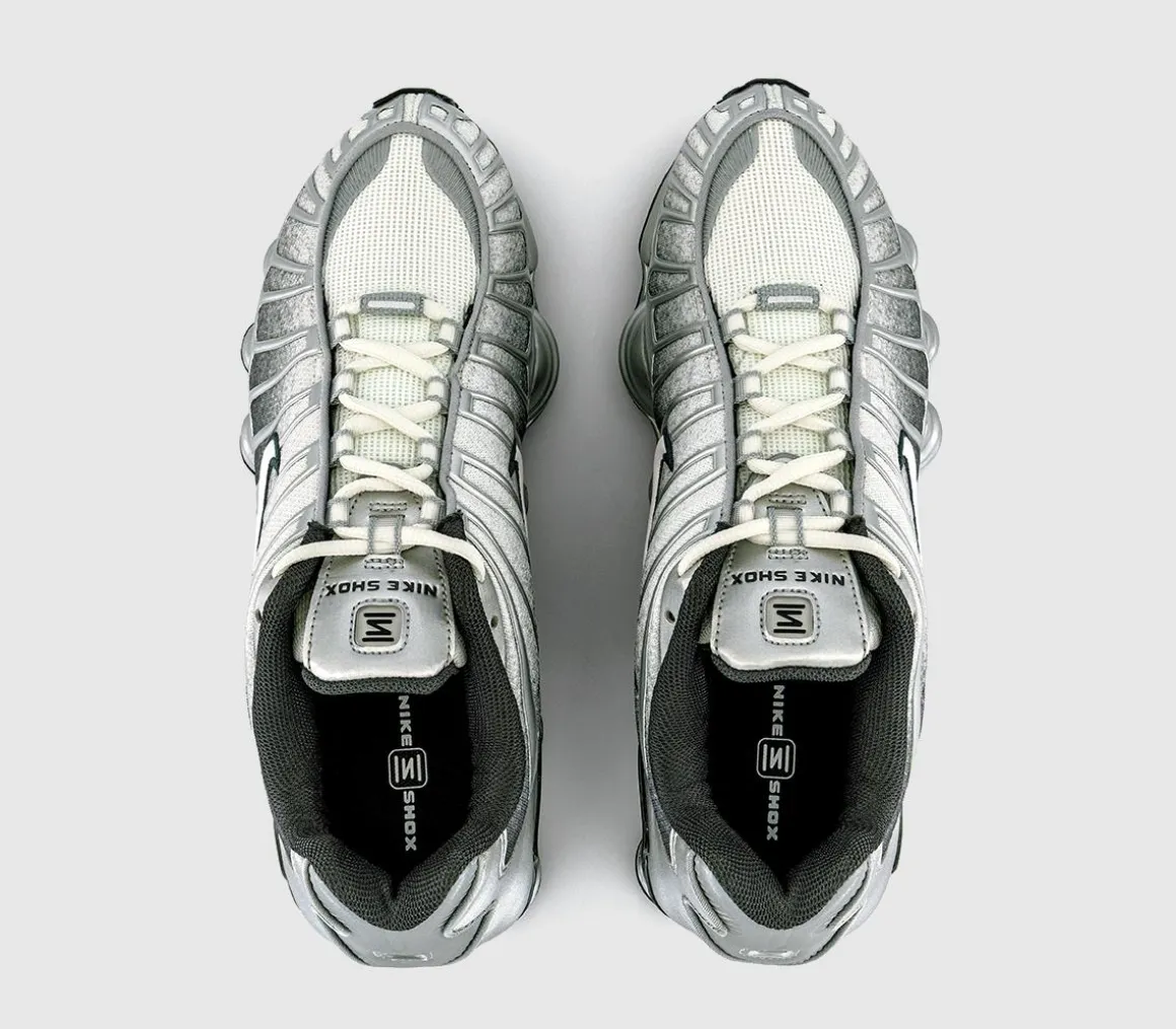 Nike Shox TL Trainers