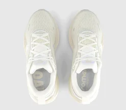 Nike Vomero 18 Trainers