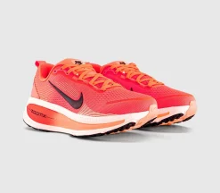 Nike Vomero 18 Trainers