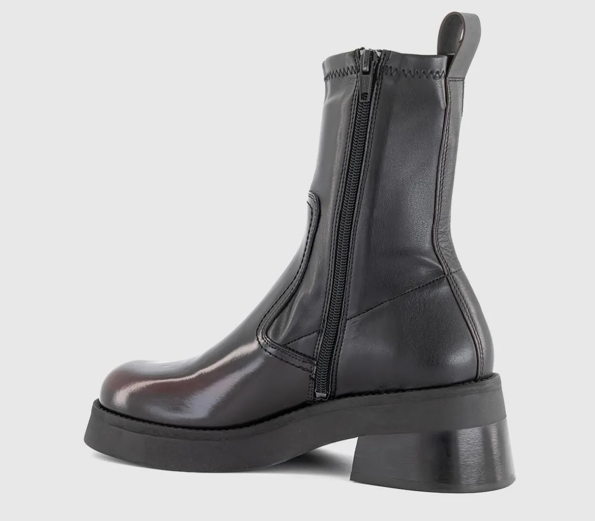 Oliana Boots