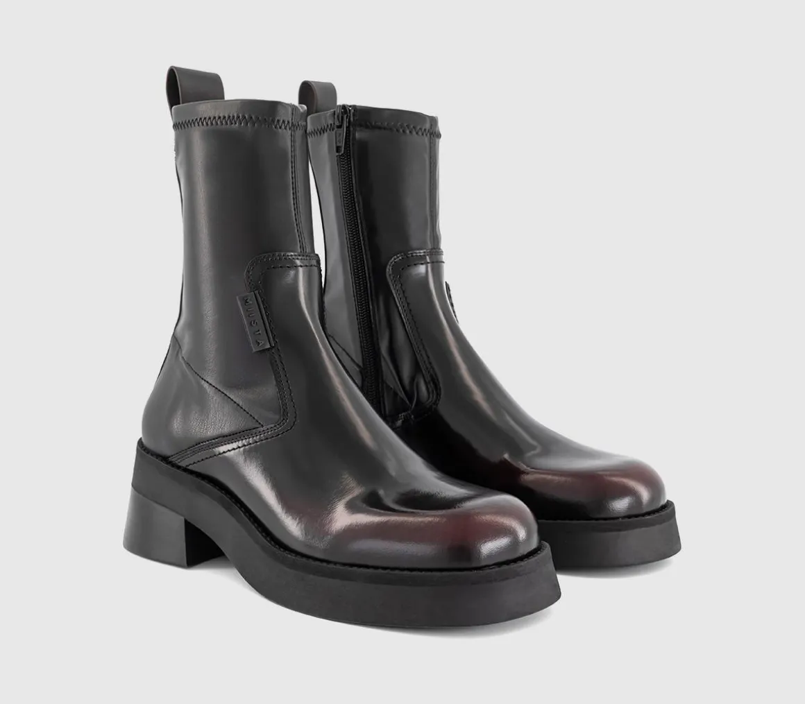 Oliana Boots